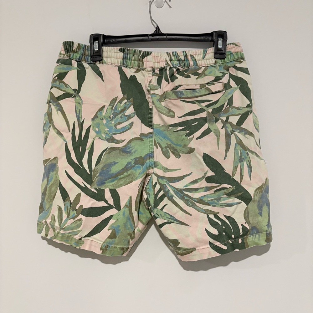 Urban outfitters palm leaf pull on chino shorts pink green size medium - Picture 2 of 8